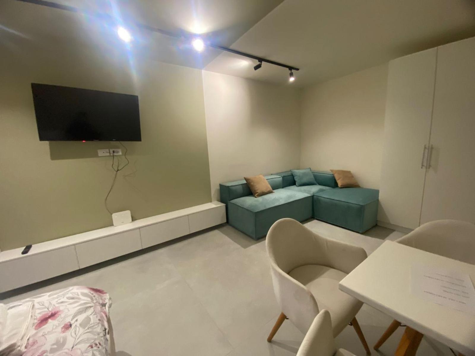 Mia Lake Apartament Τίρανα Εξωτερικό φωτογραφία